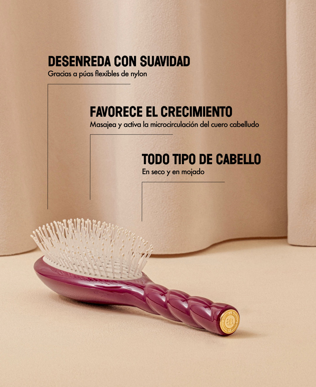 N.04 La Brosse Démêlante & Massante La Miracle Rouge Cerise