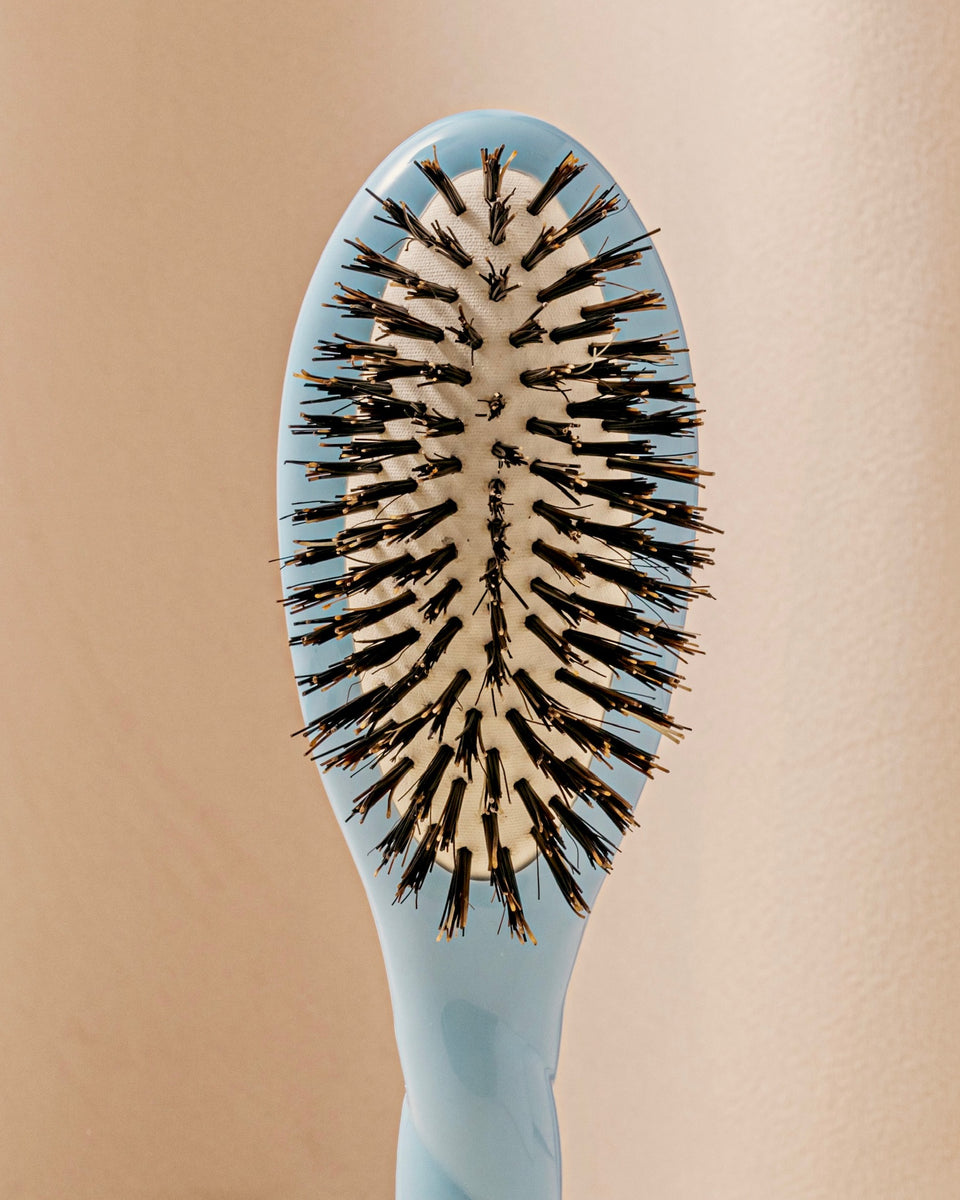 N.01 The Small Shine & Care Hair Brush The Universal Light Blue