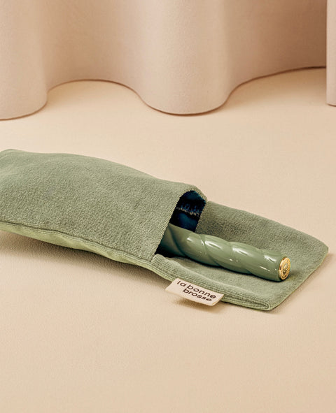 N.02 La Brosse Démêlante & Soin l'Indispensable Vert Amande - Image 3