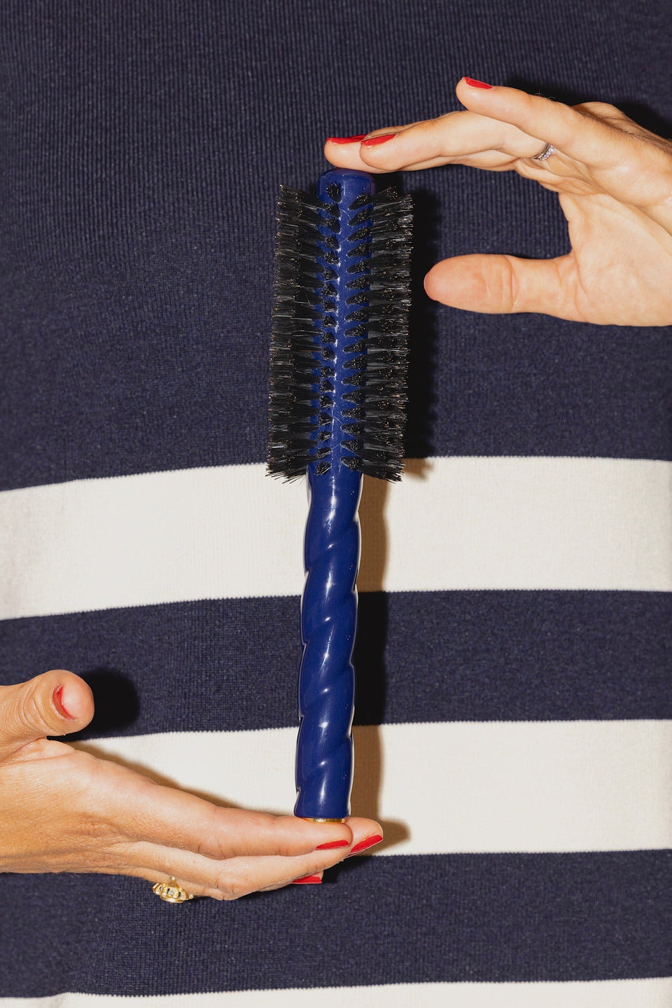 N.05 The Round Blow-Dry Hair Brush Volume & Style Blueberry