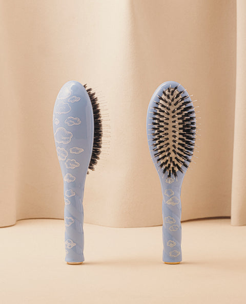 Édition Limitée Nuage N.02 La Petite Brosse Démêlante & Soin l'Indispensable - Image 1