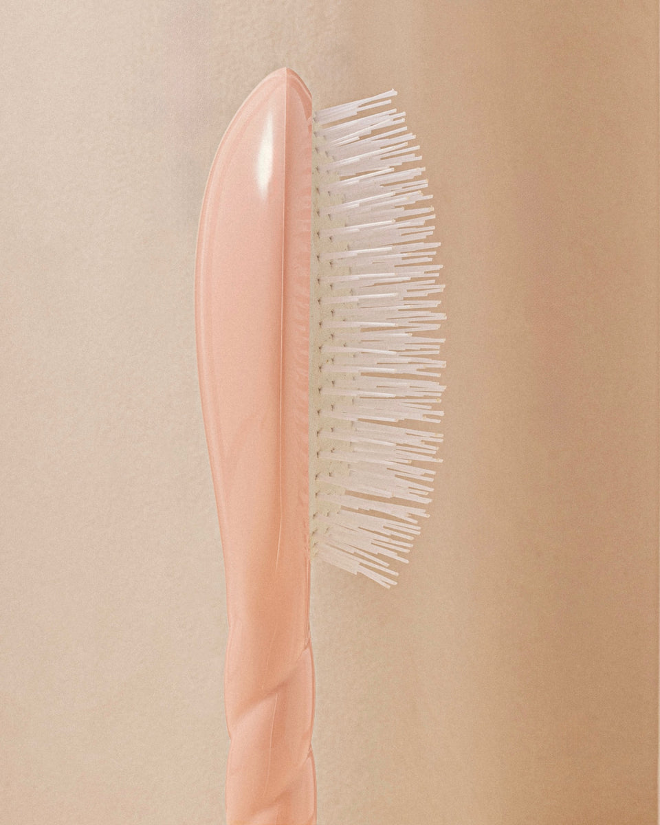 La Bonne Brosse "Octobre Rose" Limited Edition N.07 The Intense Stimulating and Detangling Hairbrush