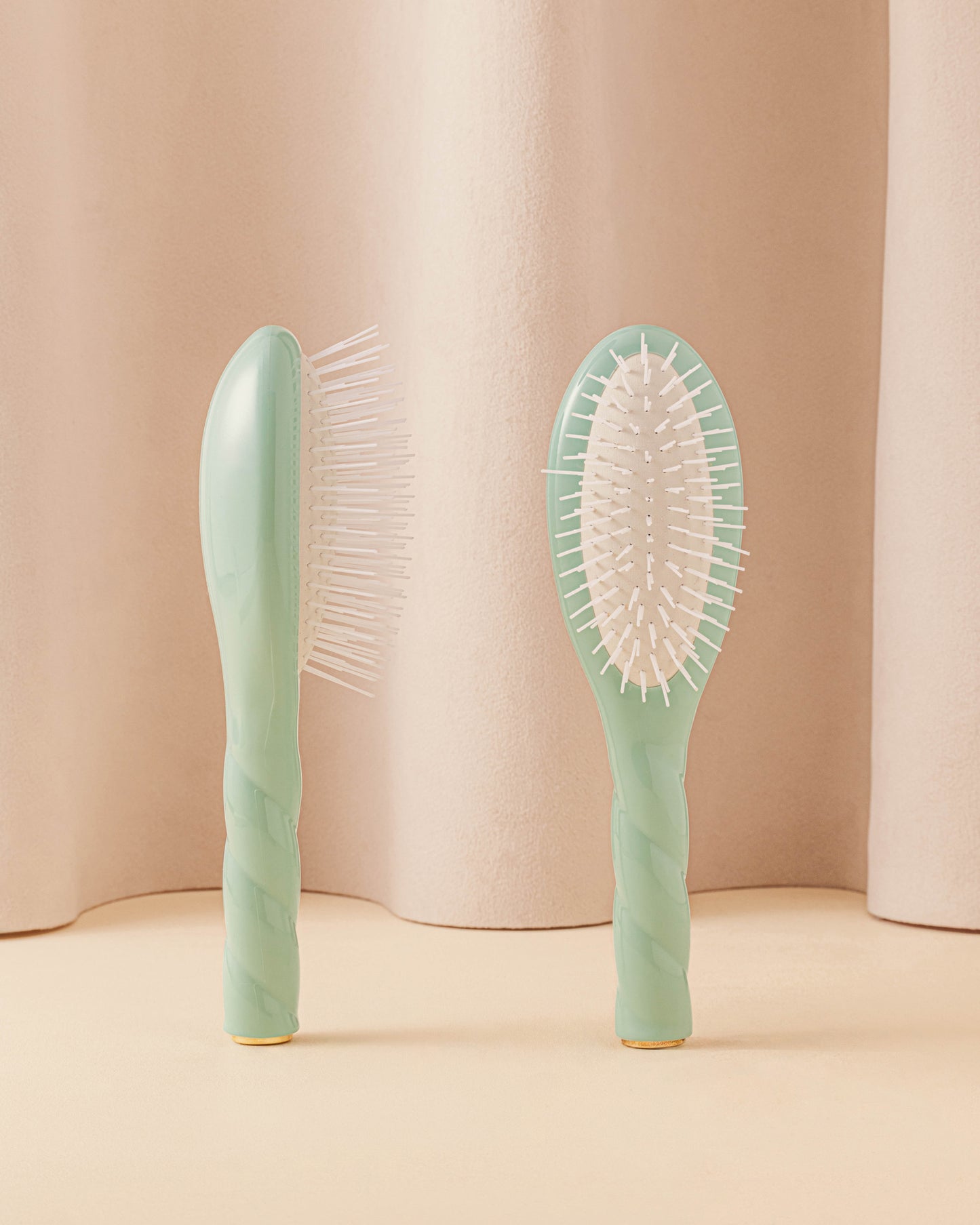 Limited Edition N.07 The Small Detangling & Stimulating Hairbrush The Intense Lagoon Blue