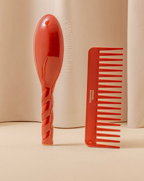 The Large Detangling Comb in Acetate Clay Court - Image 1