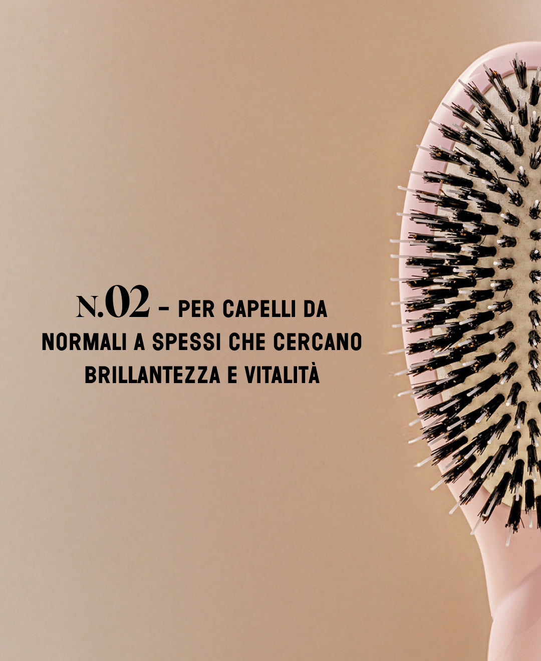 N.02 The Care & Detangling HairBrush The Essential Pink