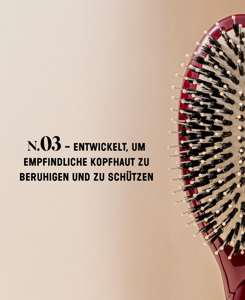 N.03 Unverzichtbare Sanftheit Bürste Kirschrot
