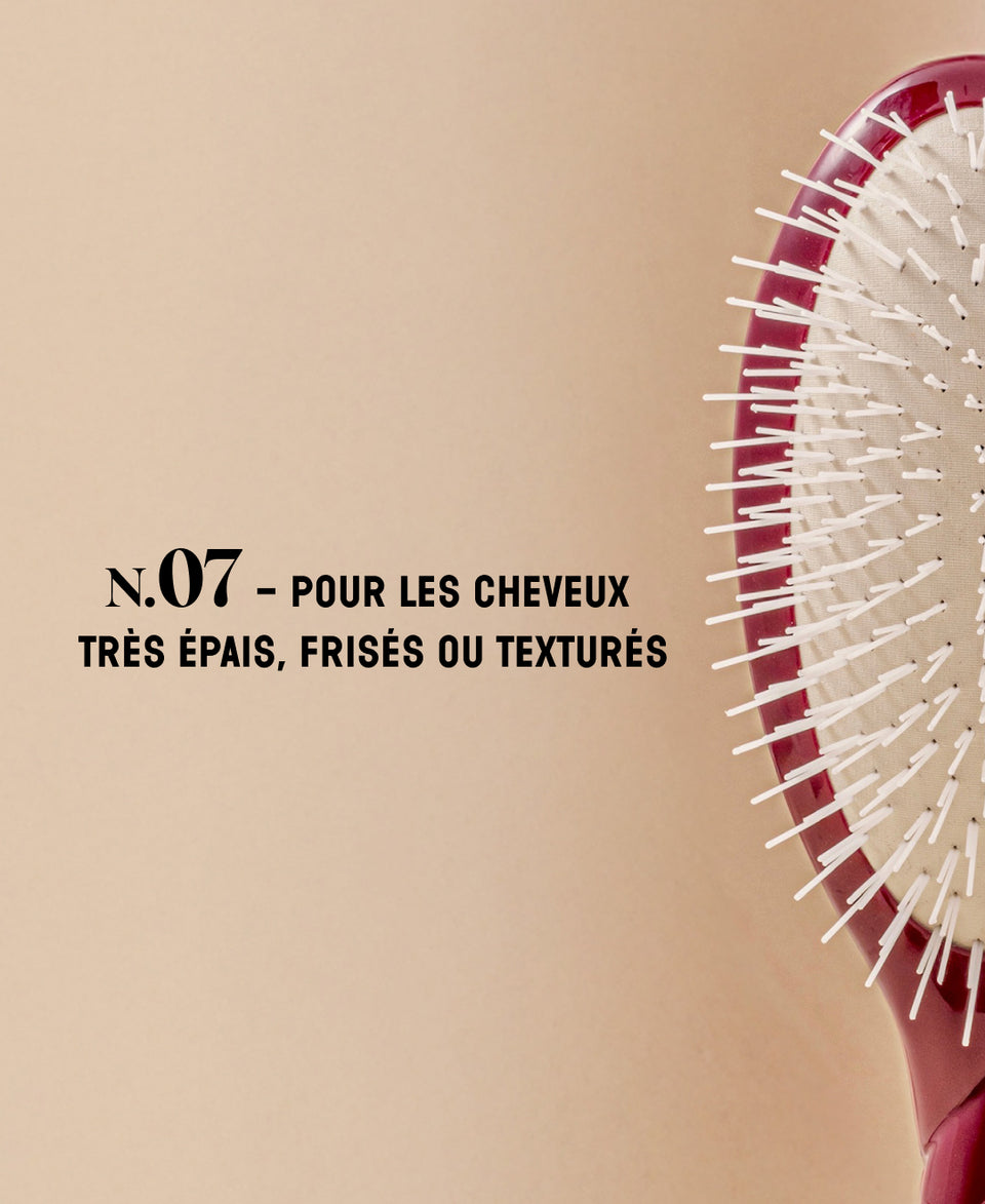 N.07 La Brosse Démêlante & Stimulante l'Intense Rouge Cerise