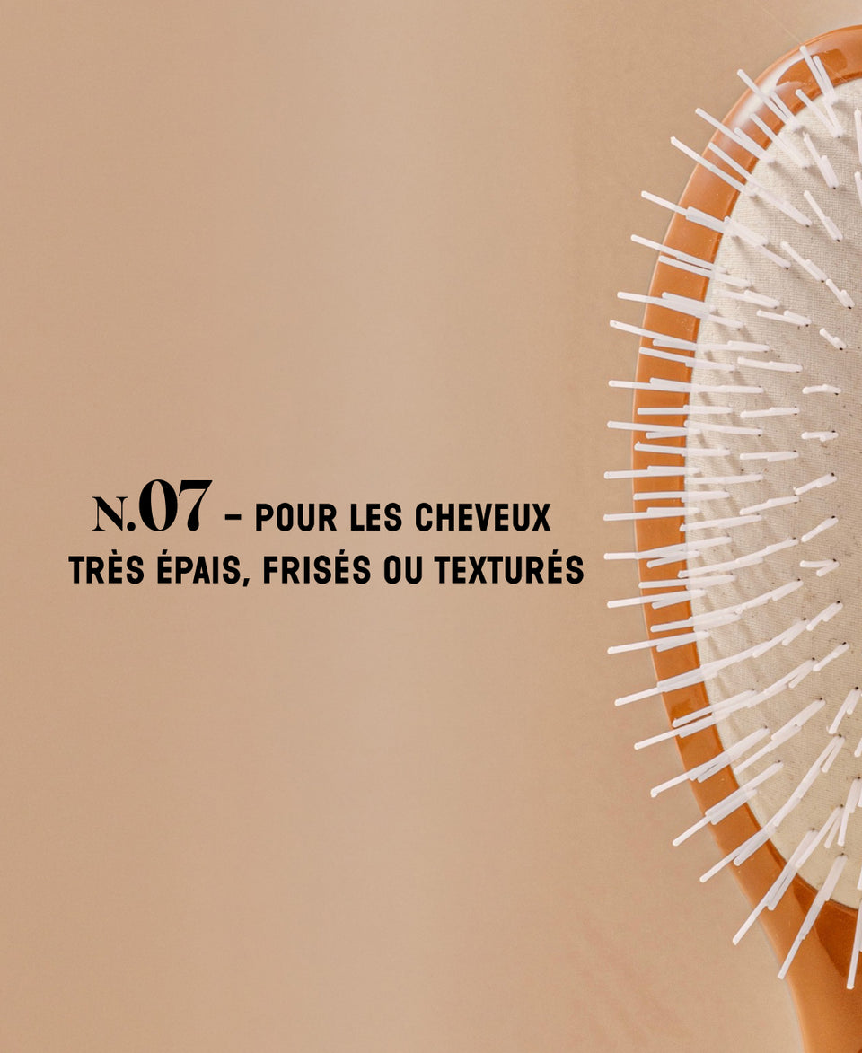 N.07 La Brosse Démêlante & Stimulante l'Intense Terracotta