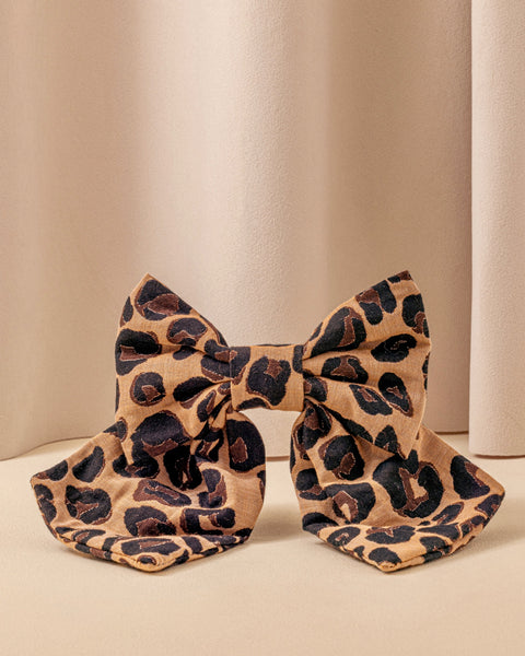 Balzac x La Bonne Brosse Leopard Hair Bow - Image 1