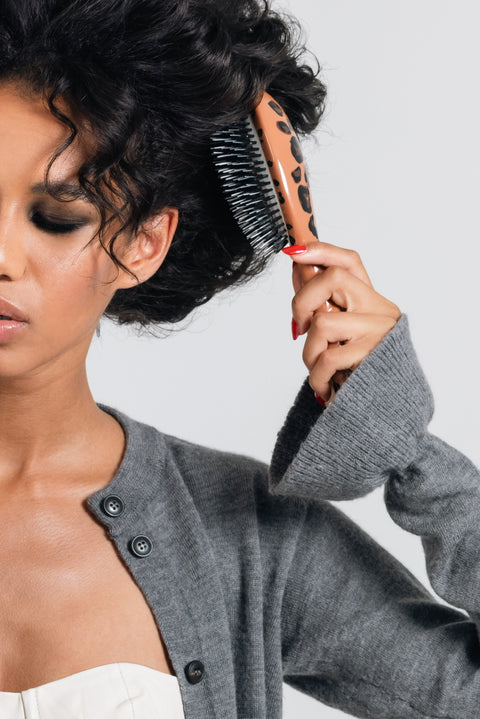Balzac x La Bonne Brosse N.02 The Care & Detangling Hair Brush The Essential  - Image 2