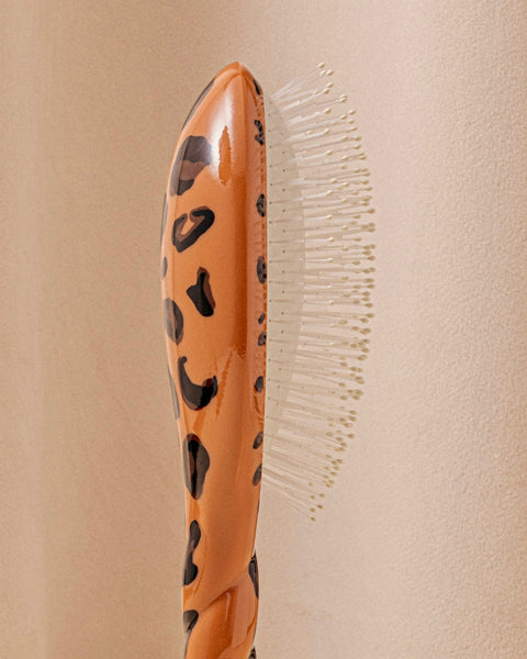 Balzac x La Bonne Brosse N.04 The Massaging Detangling Hair Brush The Miracle - Image 3