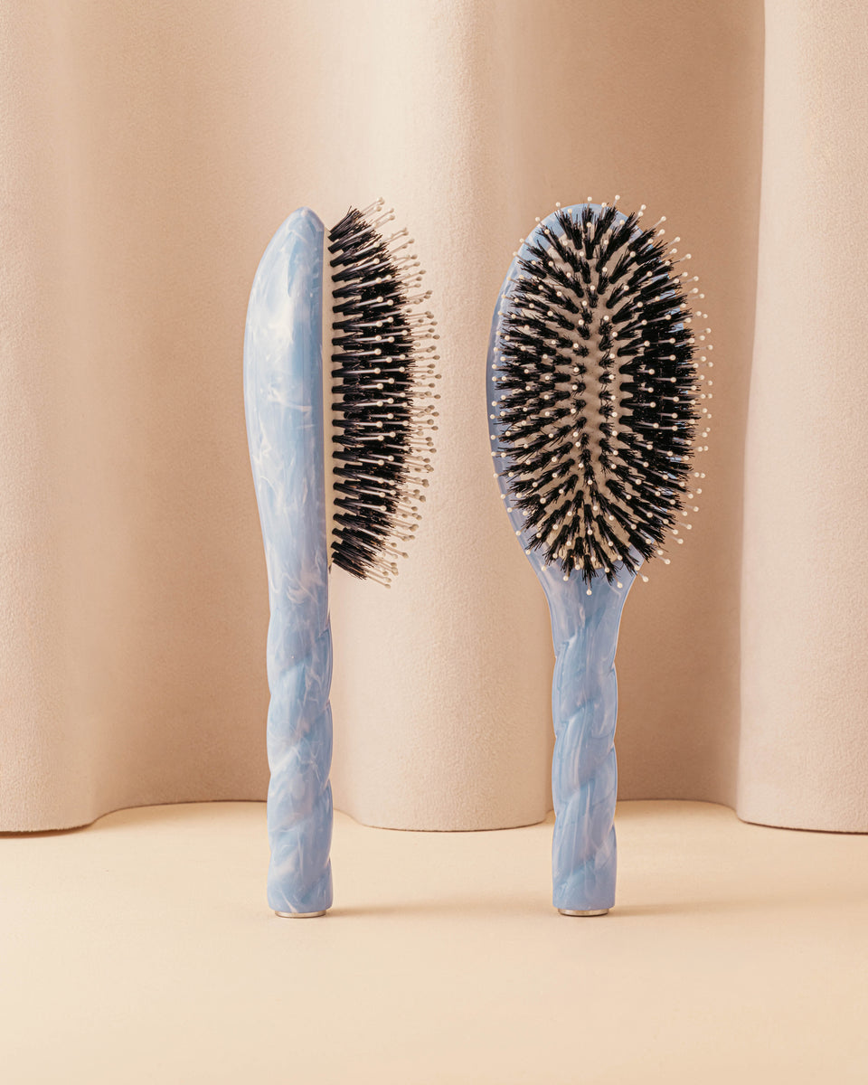 Duo: Die große Bürste Salty Gelato Blau und ihr Beutel