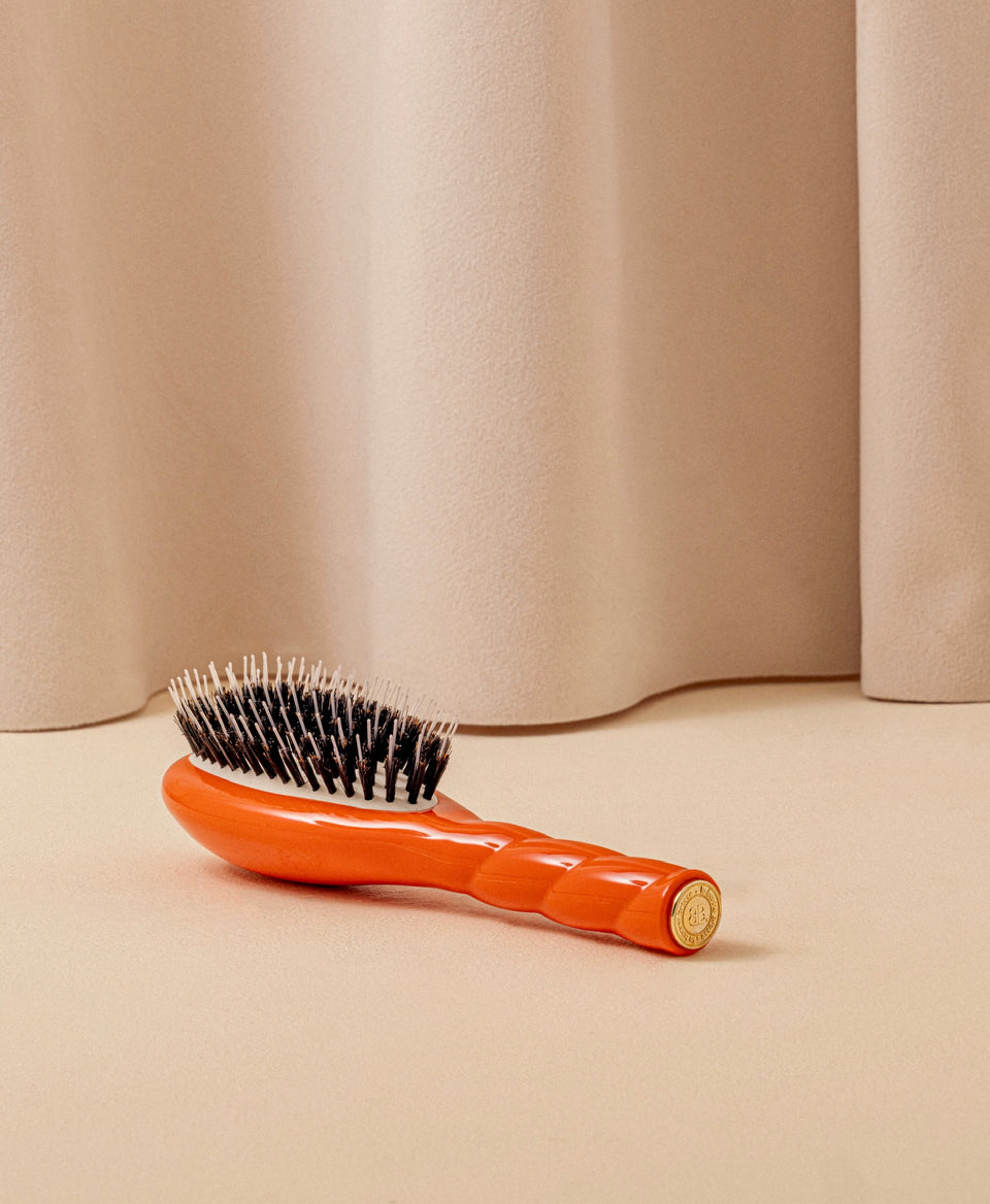 Édition Limitée N.02 La Petite Brosse Démêlante & Soin l'Indispensable Orange Seventies
