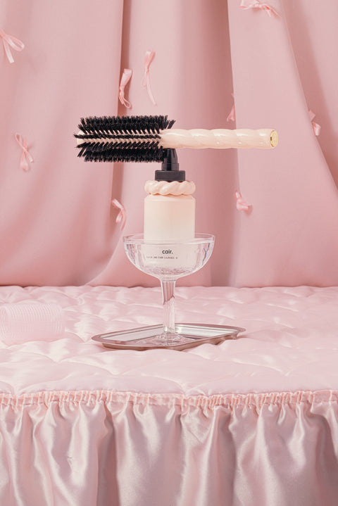 Volume Duo: The N.08 Powder Pink Brush & the Leave-in Beauty Cream - Image 2