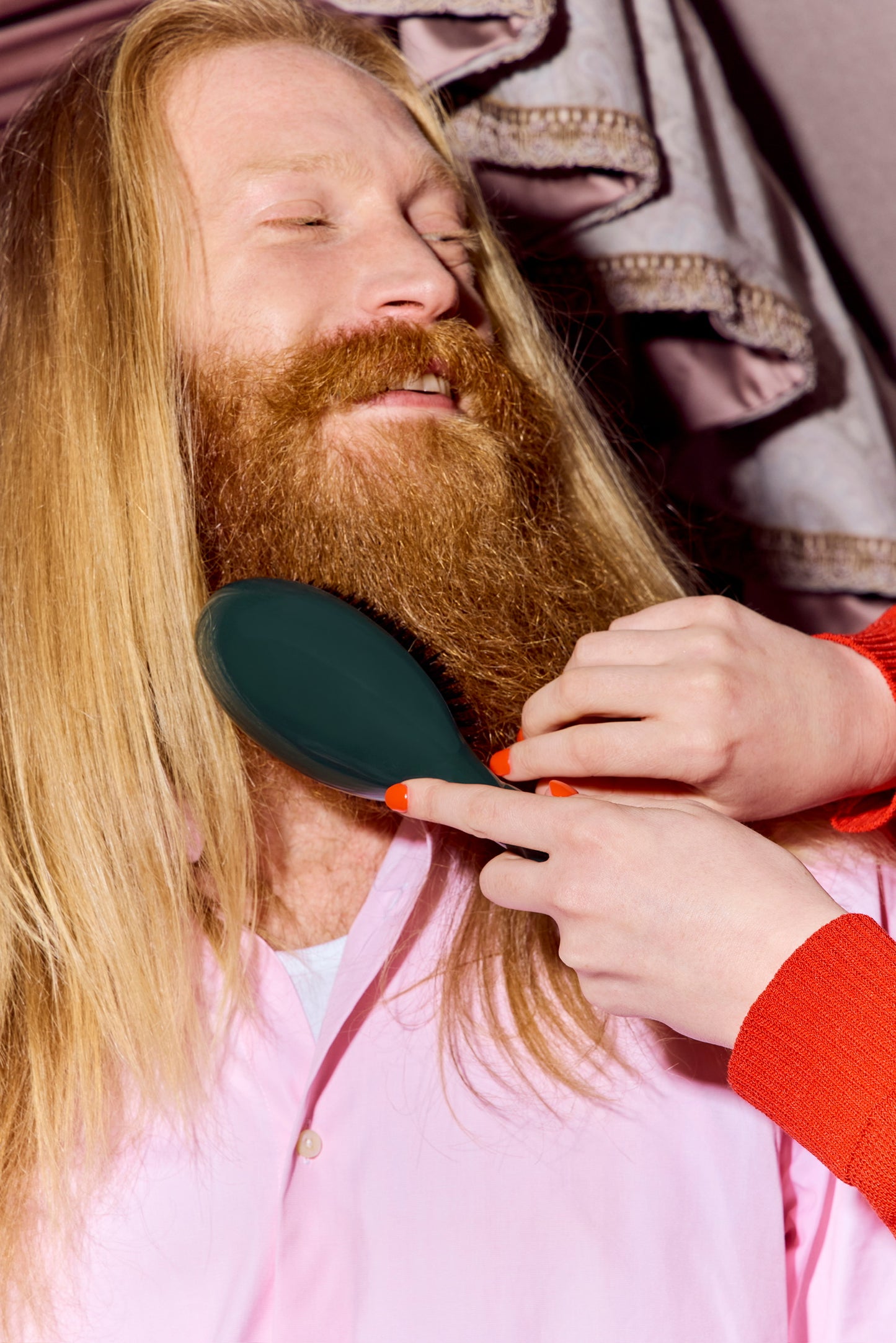 N.02 Care & Detangling The Essential Brush Emerald Green