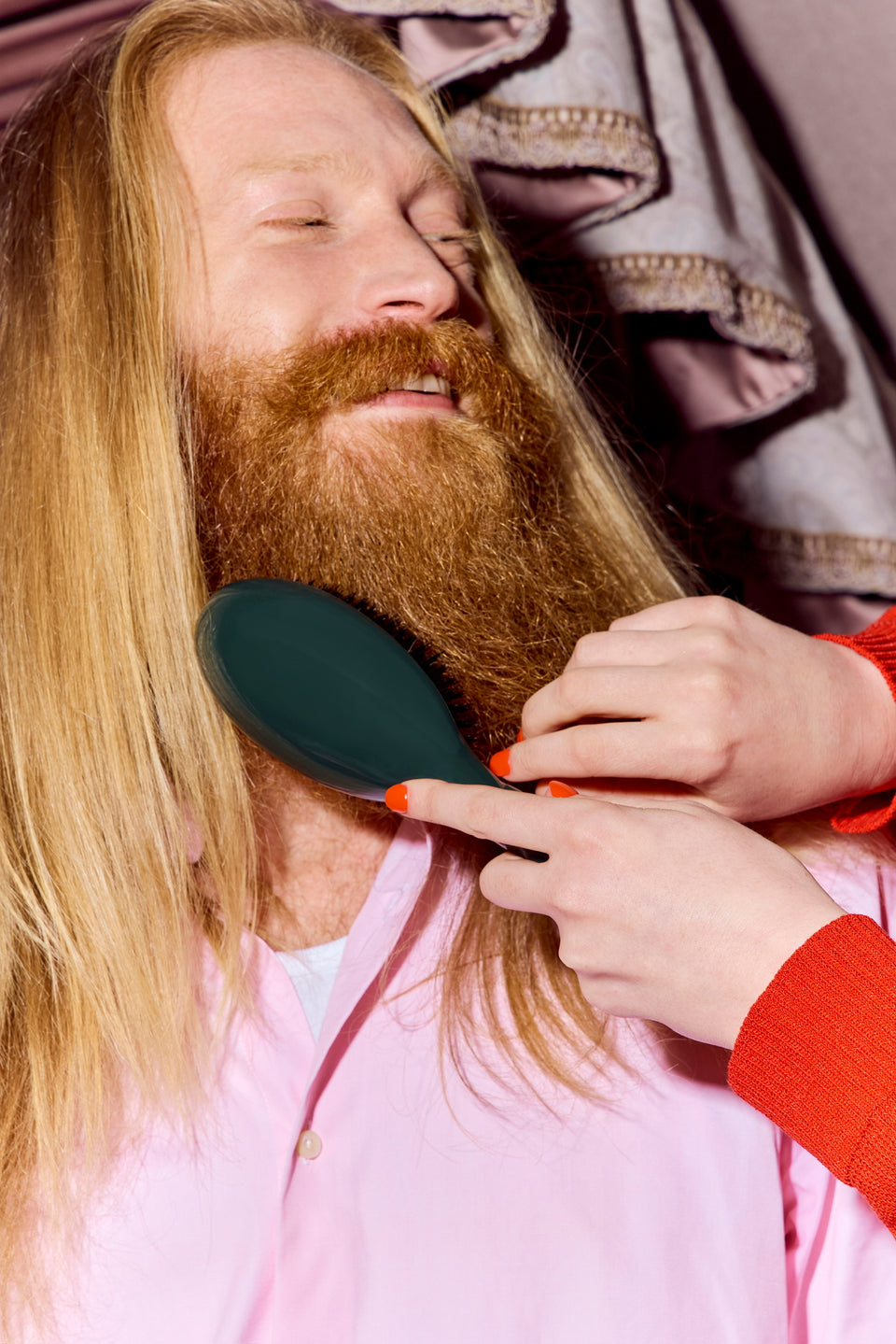 N.02 Care & Detangling The Essential Brush Emerald Green