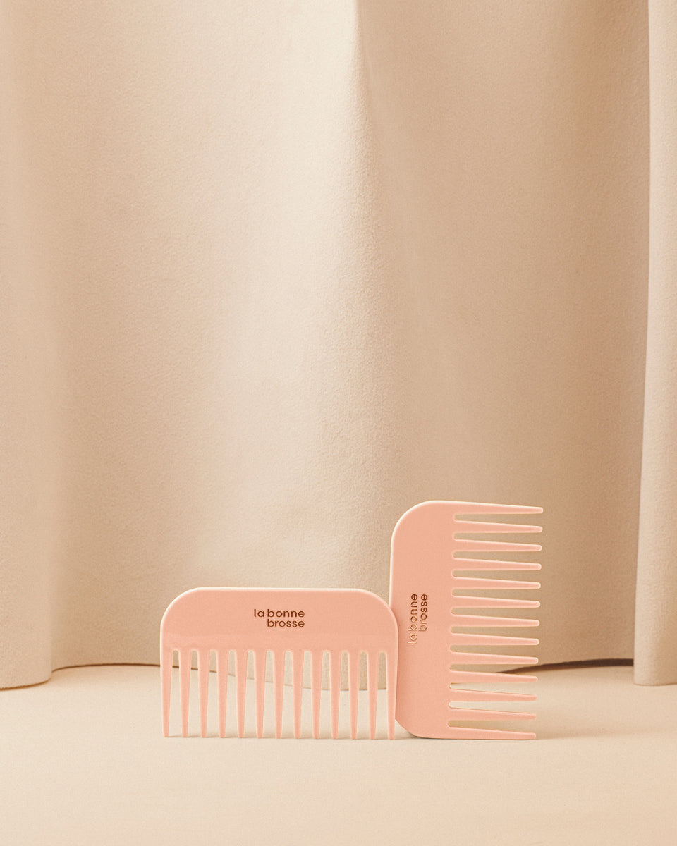 The Small Wide Tooth Detangling Comb in Acetate
