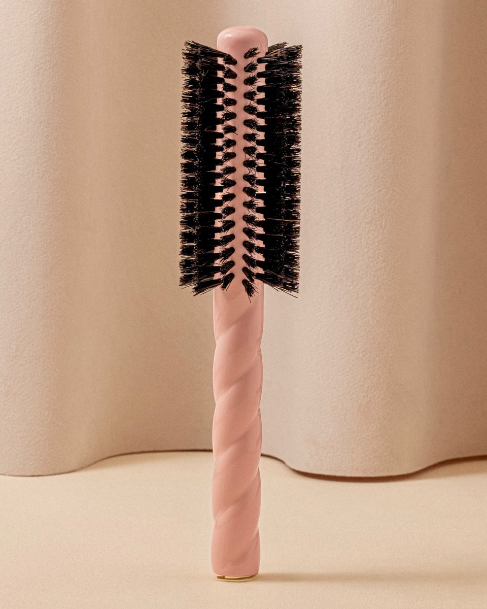 N.05 The Round Blowout Hair Brush Volume & Style Pale Pink