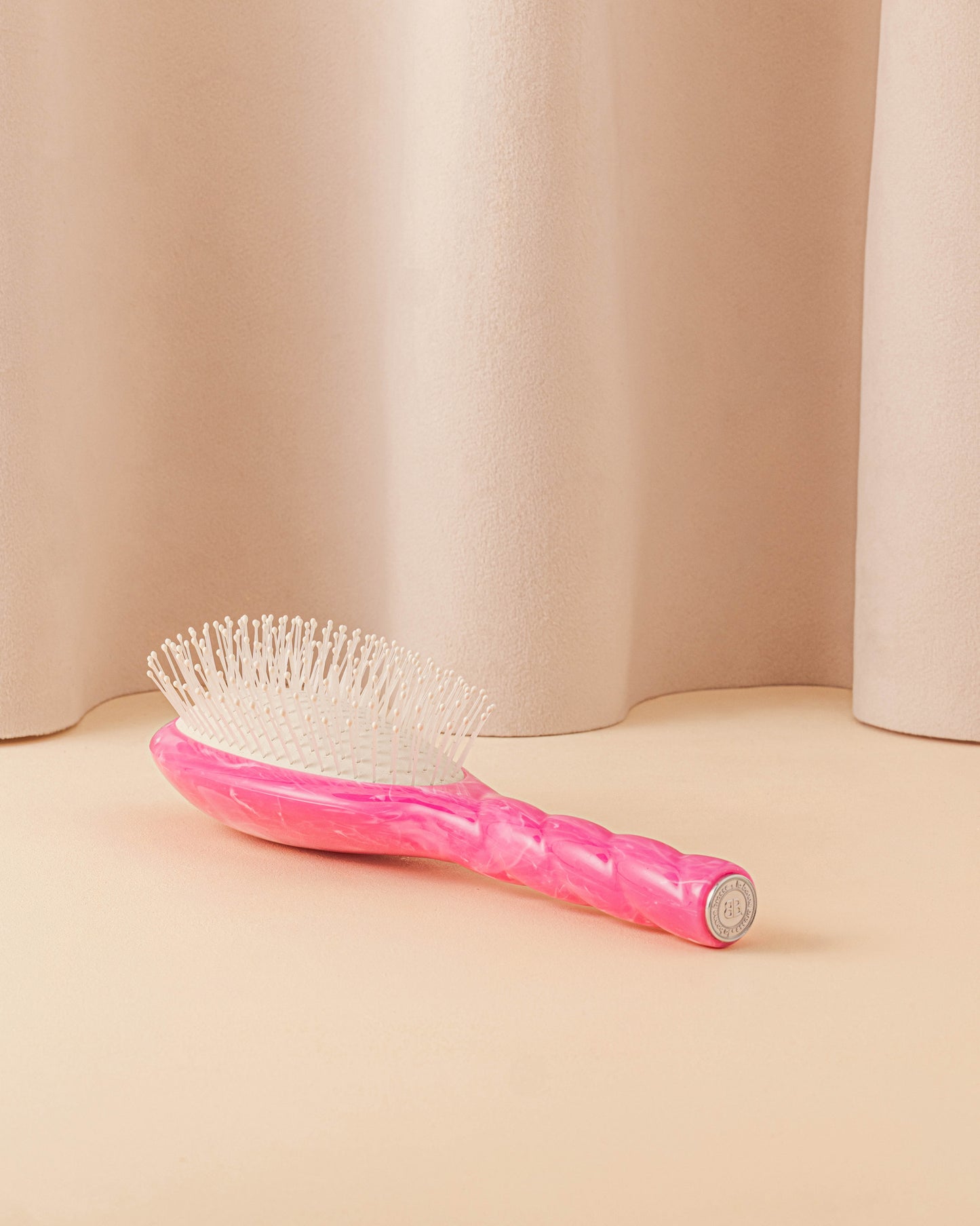 Roseanna x La Bonne Brosse N.04 The Detangling & Massaging Hairbrush The Miracle Pink Tie & Dye