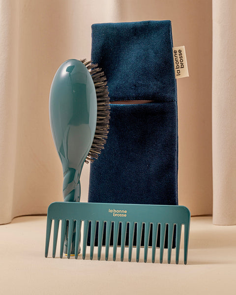 ‘Large Hair Brush’ Pouch Blue - Image 3