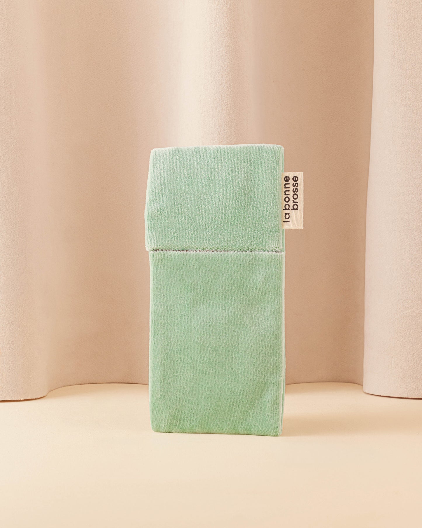 The "Micro Brush" Pouch Lagoon Blue