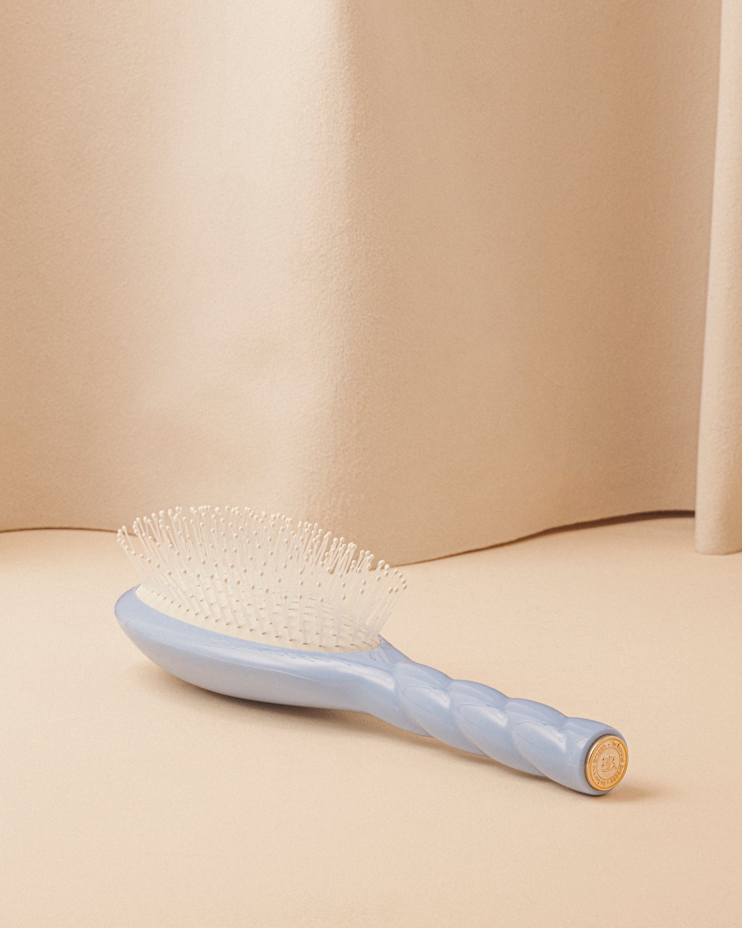 N.04 La Brosse Démêlante & Massante La Miracle Bleu Ciel