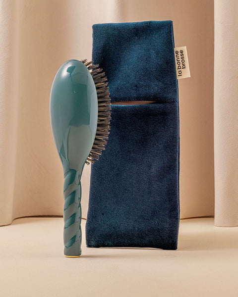 ‘Large Hair Brush’ Pouch Blue - Image 2