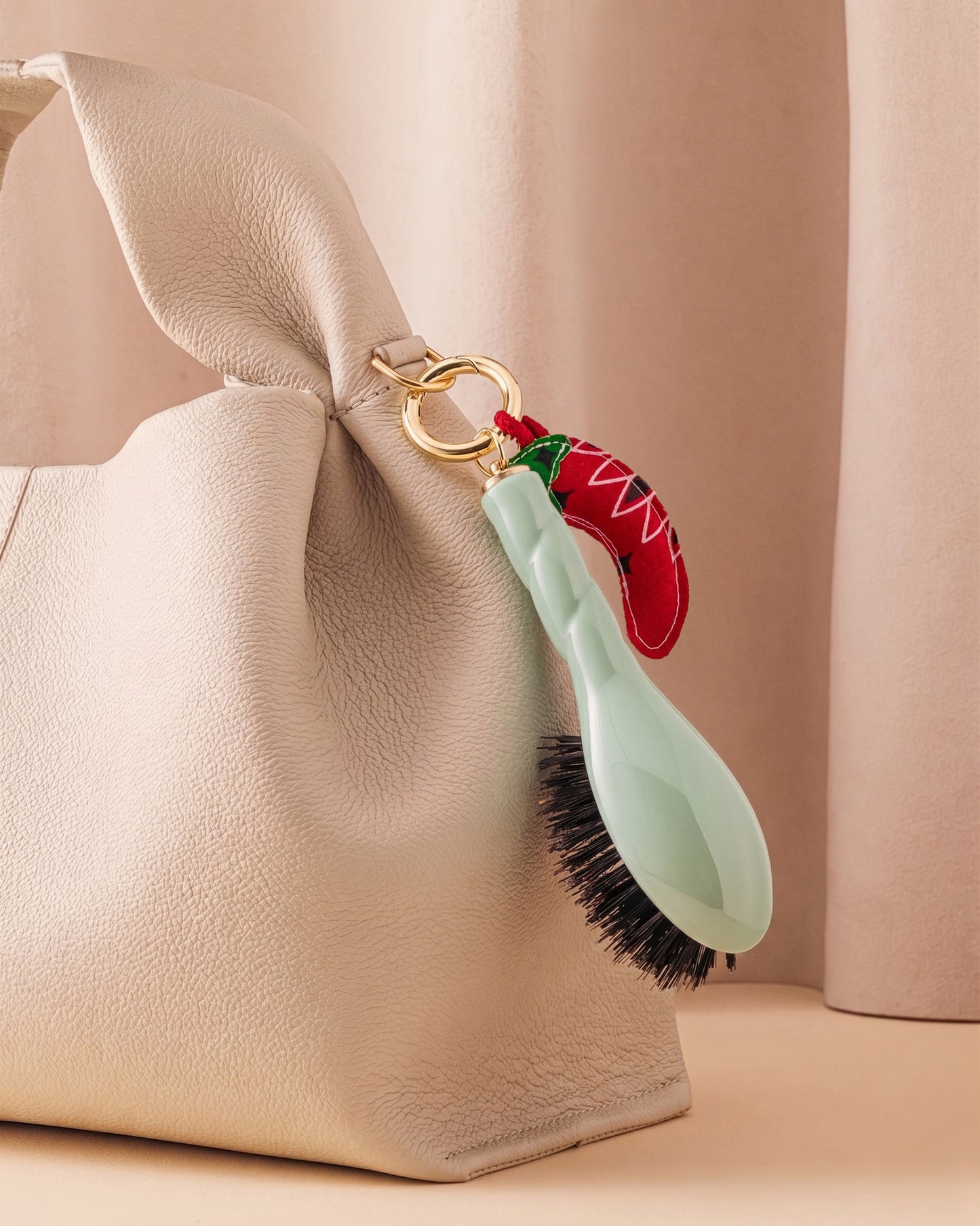 Call It By Your Name x La Bonne Brosse Duo: Micro Brush N.01 Lagoon Blue and Its Charm