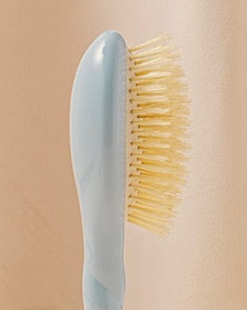 N.06 The Baby Hair Brush MY FIRST BRUSH Light Blue - Image 3