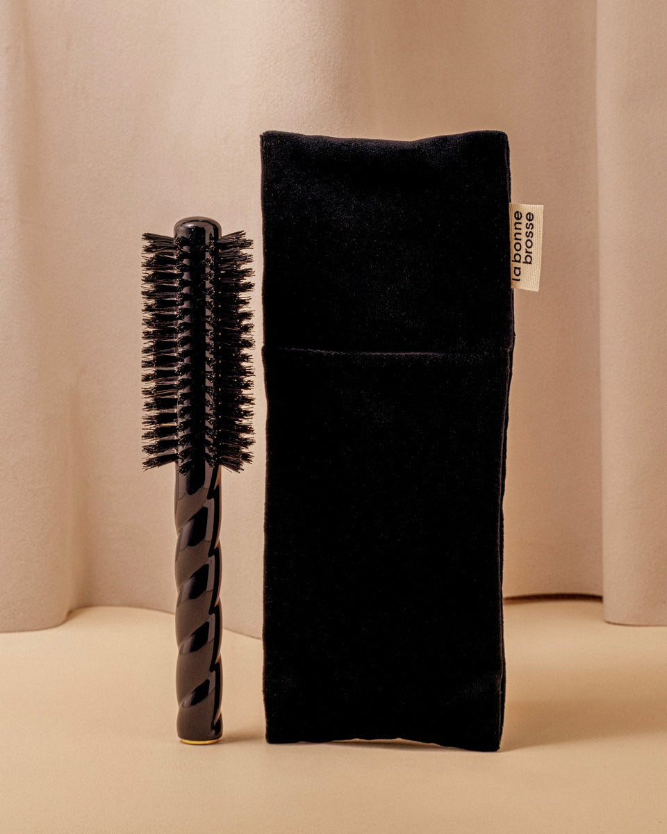 Black Edition N.05 The Round HairBrush Volume & Style