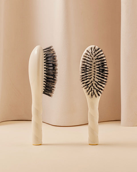 Duo : La Petite Brosse et sa Pochette Blanc Crème - Image 2