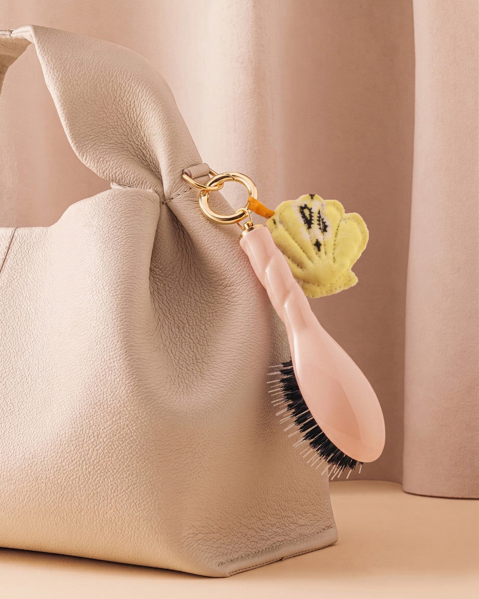 Call It By Your Name x La Bonne Brosse Duo: Powder Pink Micro Brush N.02 and its Charm