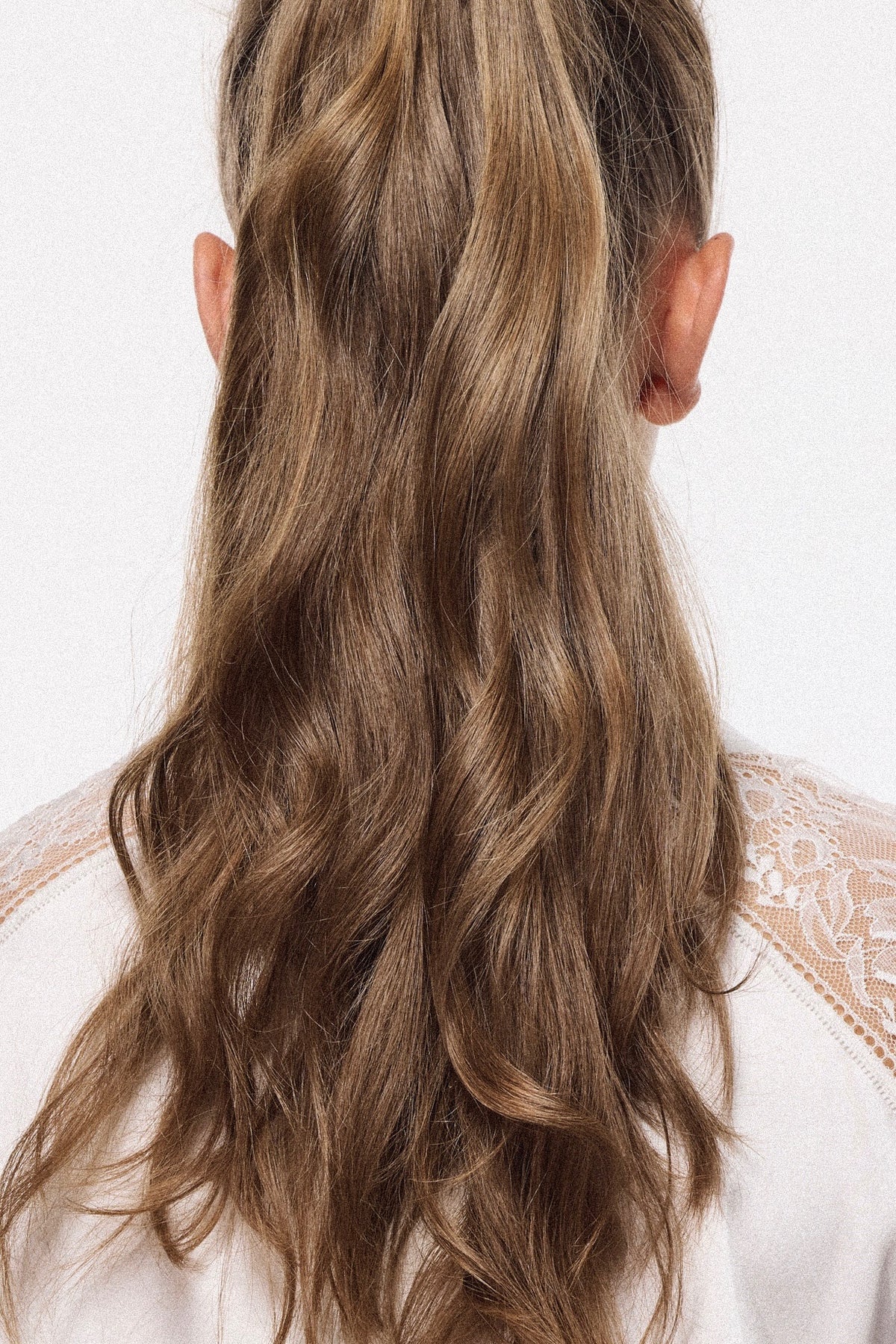 Silky Duo: La Bonne Brosse in Powder Pink and The Cair Beauty Shampoo