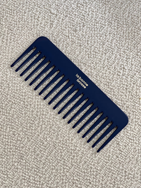 The Large Detangling Comb in Acetate Blueberry  - Image 1