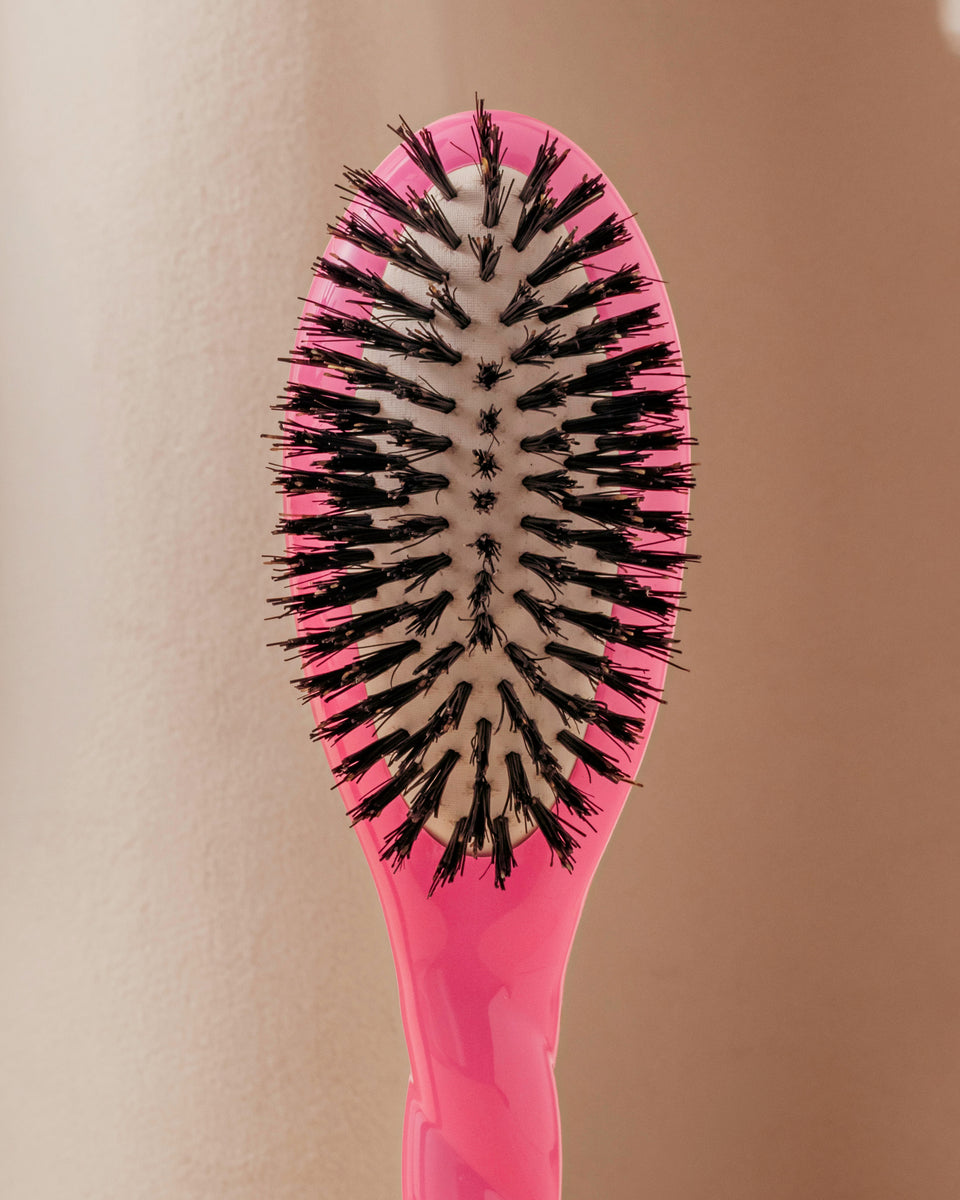 Edition limitée Octobre Rose N.01 La Petite Brosse Brillance & Soin l'Universelle