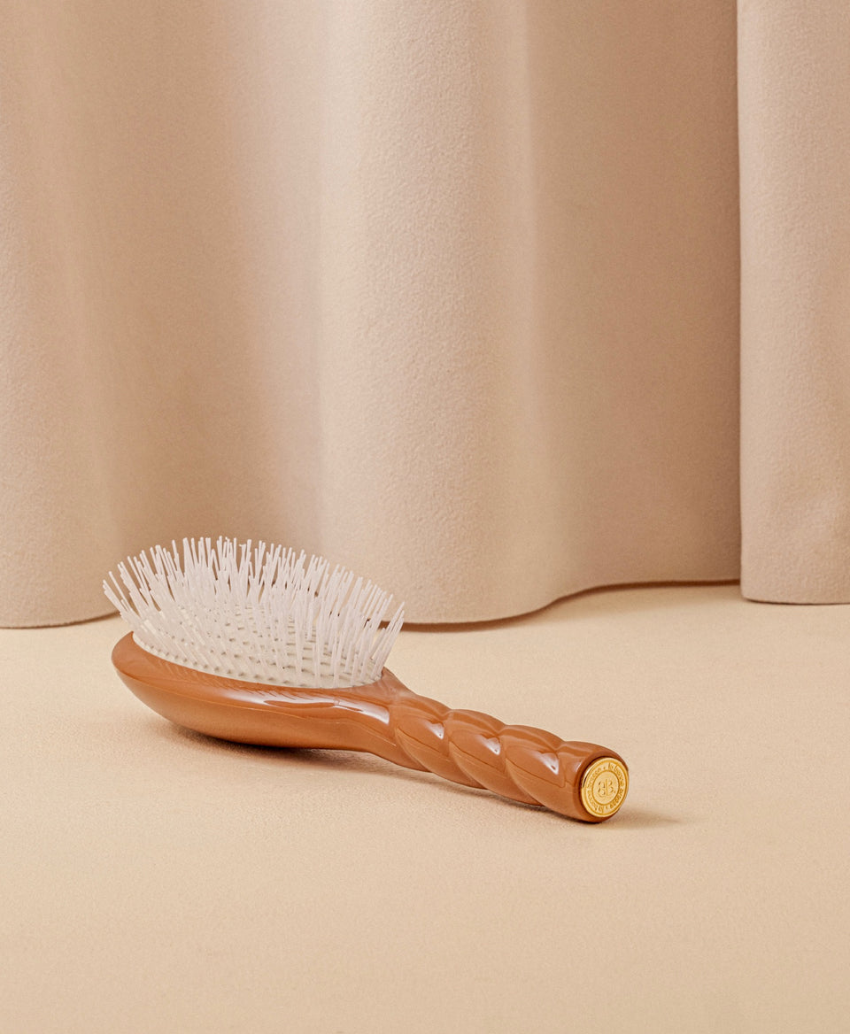 N.07 La Brosse Démêlante & Stimulante l'Intense Terracotta
