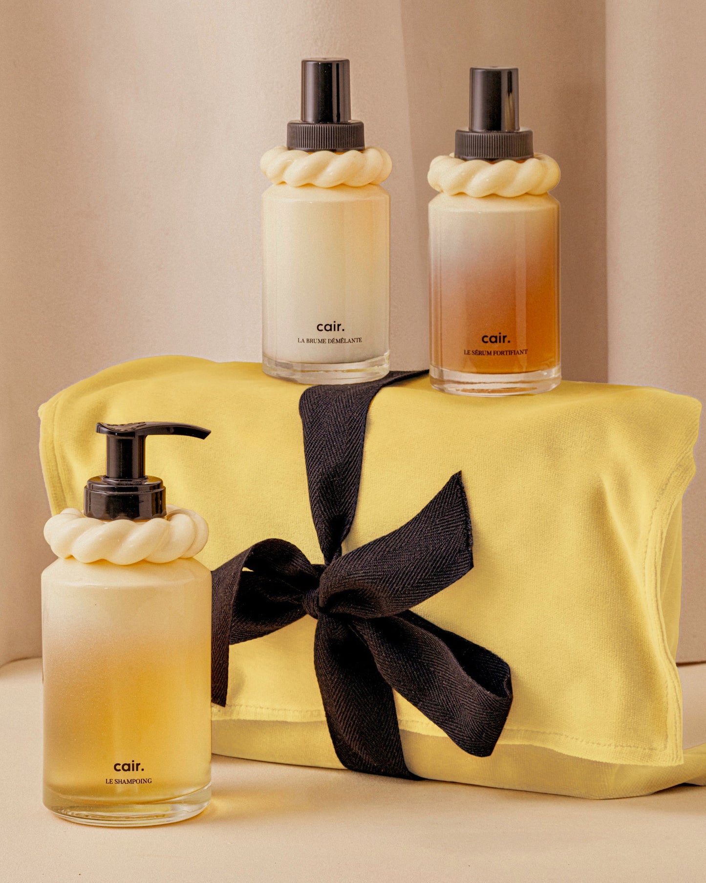 The Complete Cair Routine and its Christmas Pouch