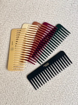 Black Édition The Large Detangling Comb in Acetate - Image 3