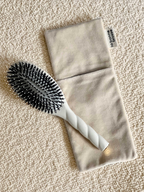 ‘Large Hair Brush’ Pouch Creamy White - Image 2
