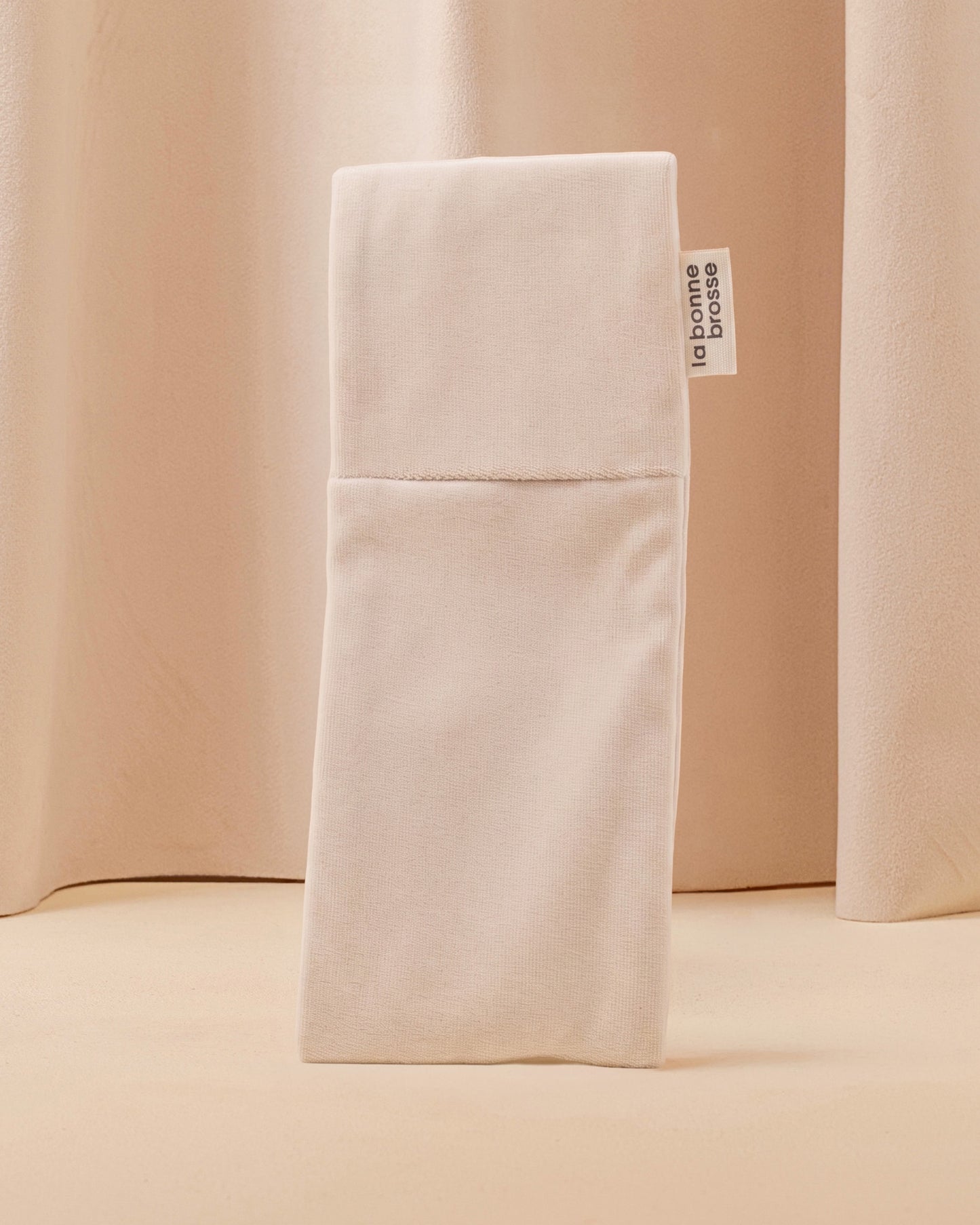 ‘Large Hair Brush’ Pouch Creamy White