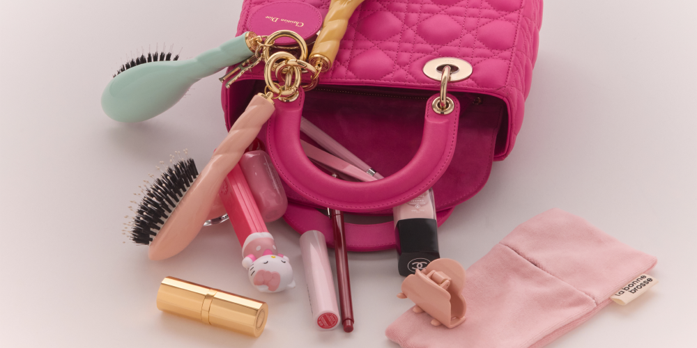 The Micro Hairbrush to Take Everywhere