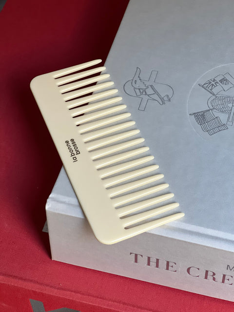 The Large Detangling Comb in Acetate Ivory Cair - Image 1