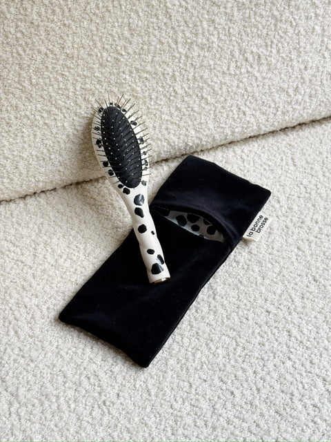 The "Dog Brush" Pouch Black Dalmatian - Image 3