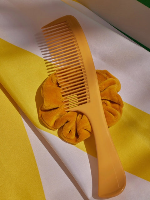 The Handle Comb in Acetate Saffron Yellow - Image 2