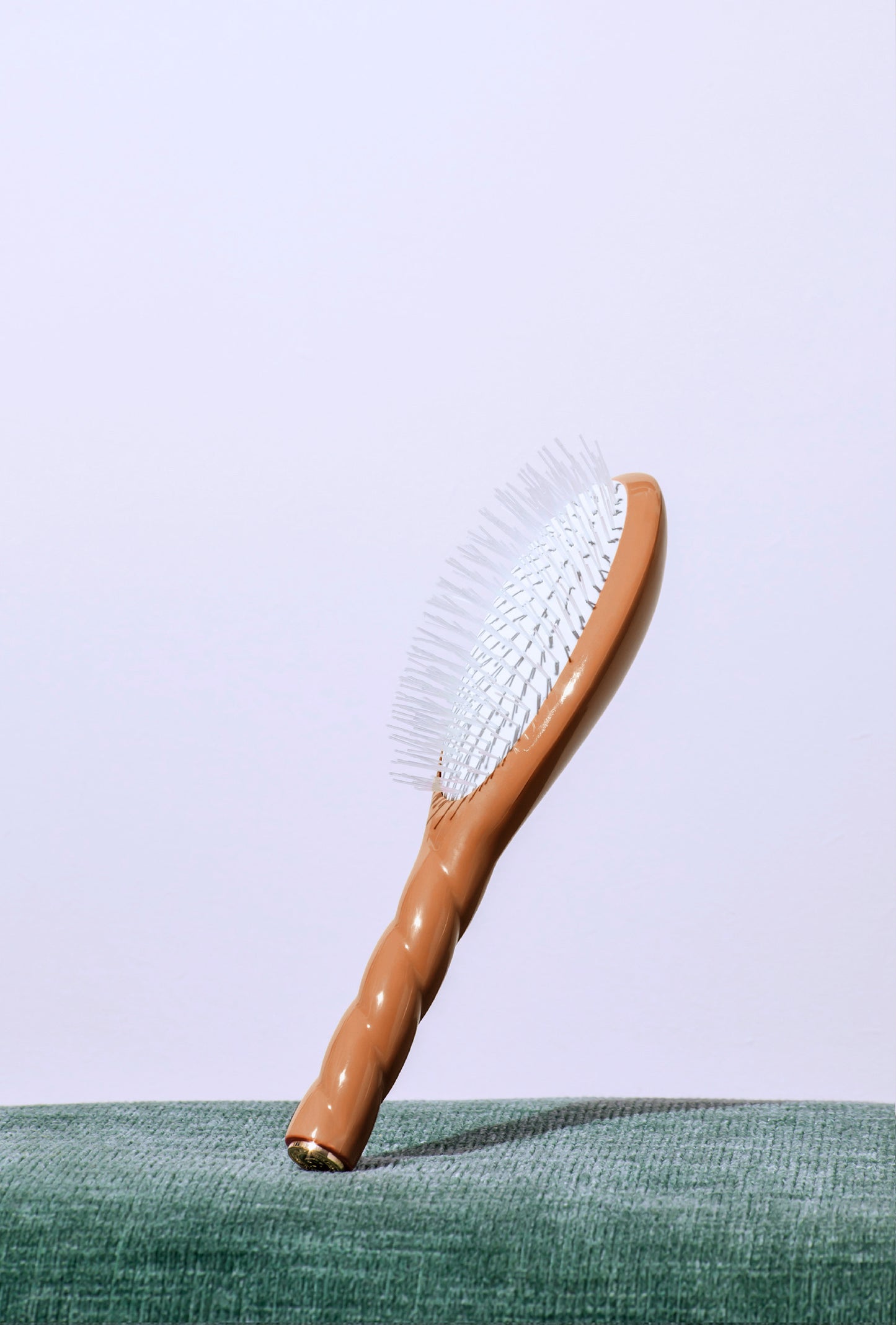 N.07 The Stimulating & Detangling Hair Brush The Intense Terracotta