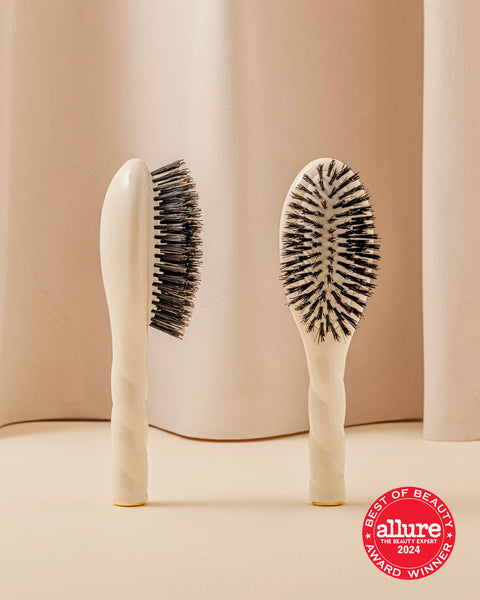 N.01 The Small Shine & Care Hair Brush THE UNIVERSAL Creamy white  - Image 1
