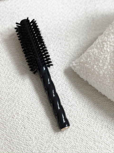Black Édition N.05 The Round Hair Brush VOLUME & STYLE - Image 3