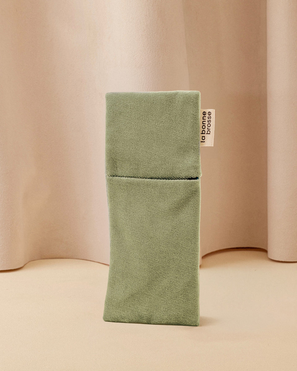 ‘Small HairBrush’ Pouch Green 