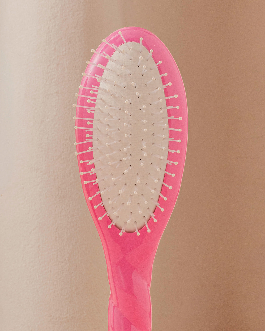 Limited Edition October Pink N.04 The Small Massaging Detangling Hairbrush The Miracle