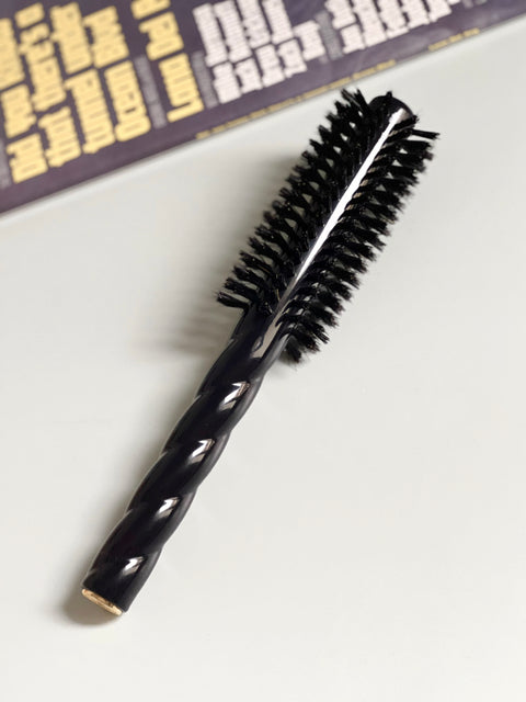 Black Édition N.05 The Round Hair Brush VOLUME & STYLE - Image 1